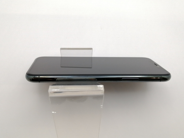 【中古】Apple docomo 【SIMロック解除済み】 iPhone 11 Pro 256GB ミッドナイトグリーン MWCC2J/A【新宿東口】保証期間１ヶ月【ランクC】_2