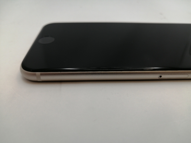 【中古】Apple au 【SIMフリー】 iPhone SE（第3世代） 64GB スターライト MMYD3J/A【新宿東口】保証期間１ヶ月【ランクA】_8