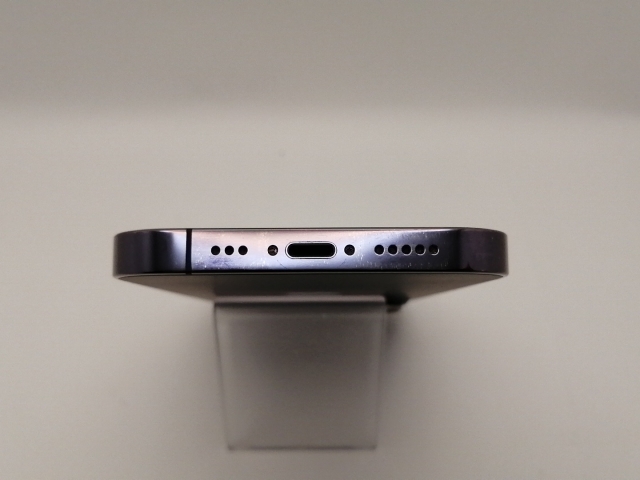 【中古】Apple 国内版 【SIMフリー】 iPhone 14 Pro 256GB ディープパープル MQ1E3J/A【新宿東口】保証期間１ヶ月【ランクB】_4