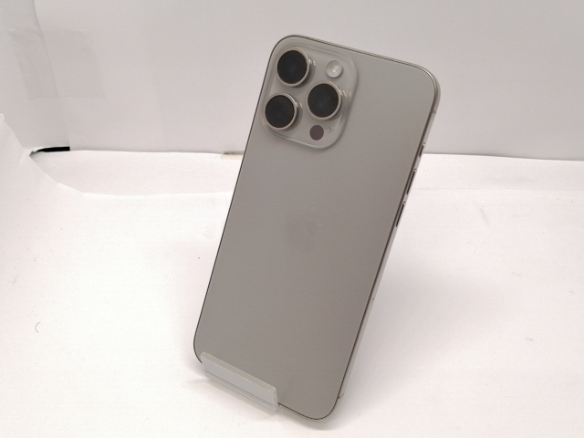 【中古】Apple 国内版 【SIMフリー】 iPhone 15 Pro Max 256GB ナチュラルチタニウム MU6R3J/A【新宿東口】保証期間１ヶ月【ランクA】