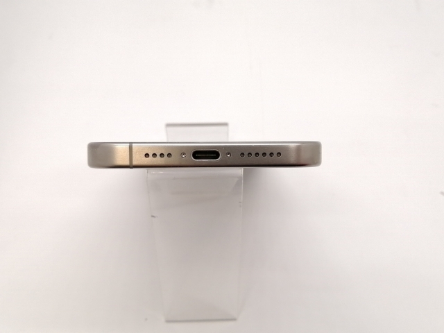 【中古】Apple 国内版 【SIMフリー】 iPhone 15 Pro Max 256GB ナチュラルチタニウム MU6R3J/A【新宿東口】保証期間１ヶ月【ランクA】