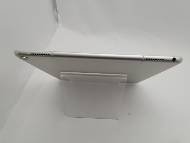 【中古】Apple docomo 【SIMロック解除済み】 10.5インチ iPad Pro（2017） 64GB シルバー MQF02J/A【新宿東口】保証期間１ヶ月【ランクB】_2