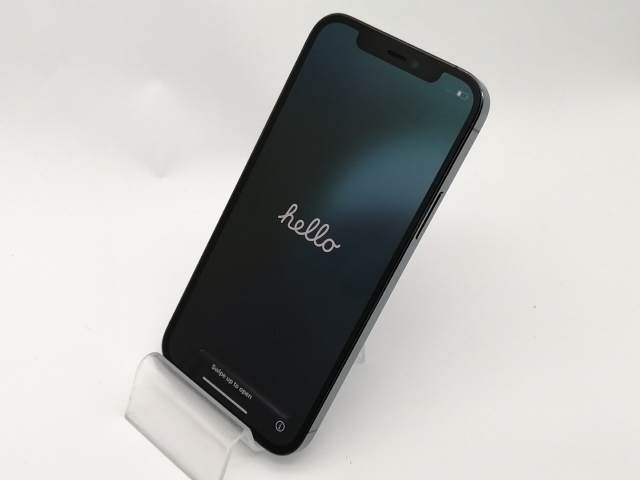 【中古】Apple docomo 【SIMロック解除済み】 iPhone 12 Pro 256GB パシフィックブルー MGMD3J/A【新宿東口】保証期間１ヶ月【ランクC】_1