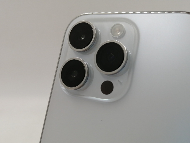 【中古】Apple 国内版 【SIMフリー】 iPhone 14 Pro 512GB シルバー MQ1V3J/A【千葉】保証期間１ヶ月【ランクB】_6