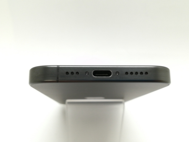 【中古】Apple 国内版 【SIMフリー】 iPhone 15 Pro 512GB ブラックチタニウム MTUH3J/A【静岡】保証期間１ヶ月【ランクB】_4
