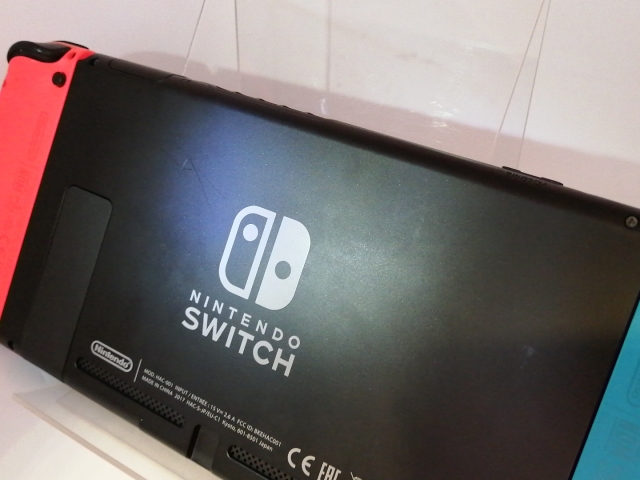 【中古】Nintendo Switch 本体 Joy-Con(L) ネオンブルー/(R) ネオンレッド HAC-S-KABAA 【2017年3月】【高崎モントレー】保証期間１ヶ月【ランクC】_5