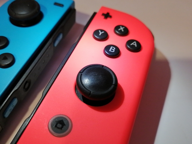 【中古】Nintendo Switch 本体 Joy-Con(L) ネオンブルー/(R) ネオンレッド HAC-S-KABAA 【2017年3月】【高崎モントレー】保証期間１ヶ月【ランクC】_8