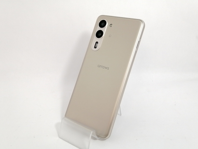 中古】FCNT IIJmio 【SIMフリー】 arrows We2 Plus シャンパンシルバー