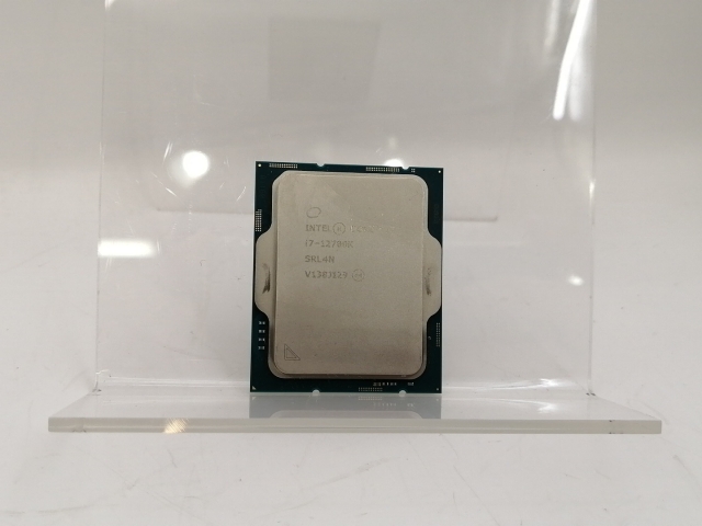 【中古】Intel Core i7-12700K(3.6GHz) Box LGA1700/12C(P:8C/E:4C)/20T/L3 25M/UHD770/PBP125W【東池袋1丁目】保証期間１週間