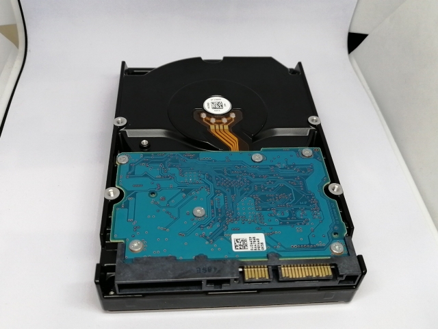 【中古】HGST HMS5C4040ALE640 4TB/CoolSpin/64MB/6Gbps【東池袋1丁目】保証期間１週間