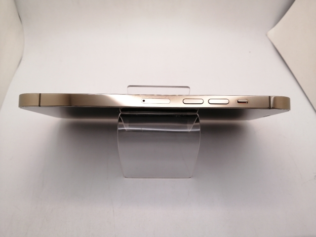 【中古】Apple docomo 【SIMフリー】 iPhone 13 Pro Max 256GB ゴールド MLJA3J/A【三宮駅前】保証期間１ヶ月【ランクC】
