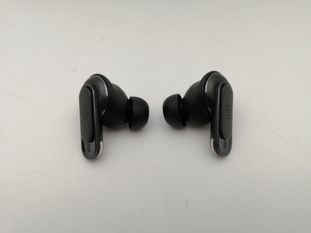 【中古】JBL TOUR PRO 2 [ブラック]【神保町】保証期間１ヶ月【ランクA】