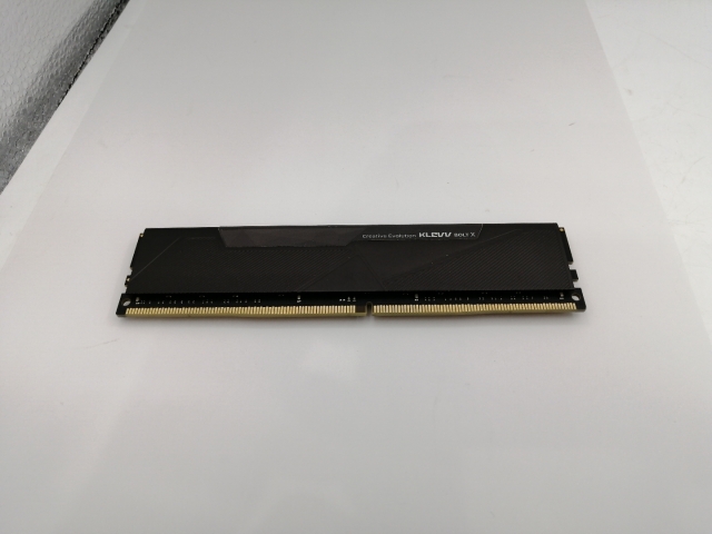 【中古】DDR4 16GB PC4-25600(DDR4-3200)【デスクトップPC用】【東池袋1丁目】保証期間１週間