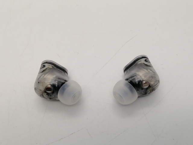 【中古】beats by dr.dre Beats Studio Buds + MQLK3PA/A [トランスペアレント]【広島本通】保証期間１ヶ月【ランクB】_1