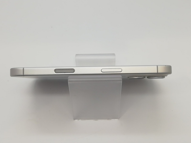 【中古】Apple 国内版 【SIMフリー】 iPhone 16 128GB ホワイト MYDR3J/A【府中ル・シーニュ】保証期間１ヶ月【ランクC】_5