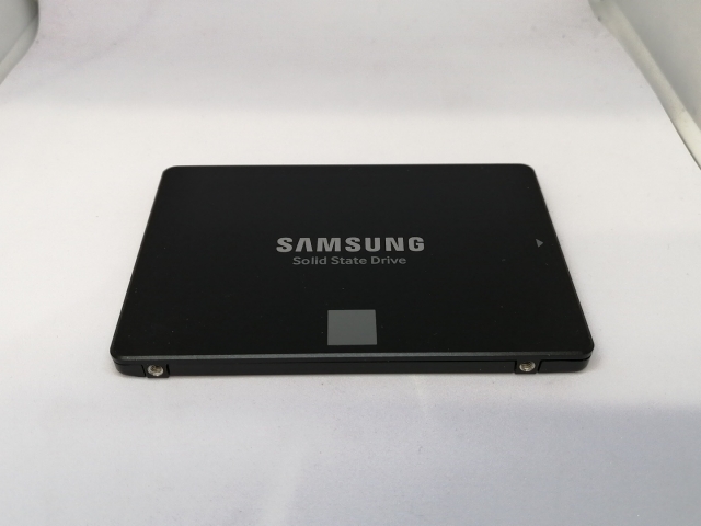 【中古】SAMSUNG 860 EVO MZ-76E1T0B 1TB/SSD/6GbpsSATA【東池袋1丁目】保証期間１週間
