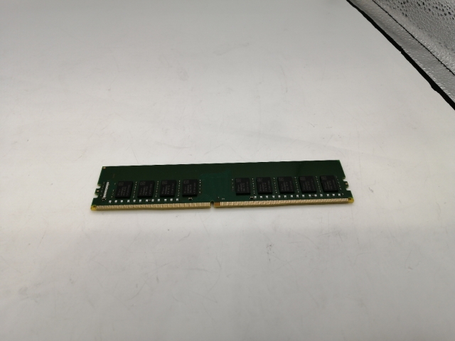 【中古】DDR4 16GB PC4-25600(DDR4-3200)【デスクトップPC用】【東池袋1丁目】保証期間１週間