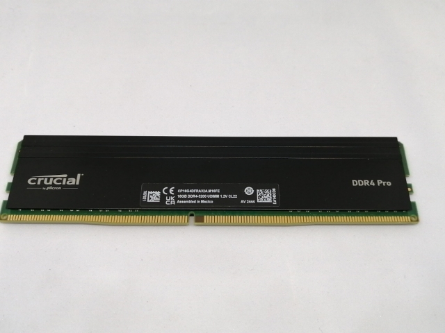 【中古】DDR4 16GB PC4-25600(DDR4-3200)【デスクトップPC用】【東池袋1丁目】保証期間１週間