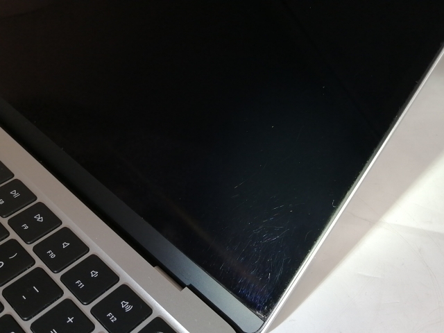 【中古】Apple MacBook Air 13インチ CTO (M2,2022) シルバー M2(CPU:8C/GPU:10C)/16G/1T/30W AC【東池袋1丁目】保証期間１ヶ月【ランクC】_9