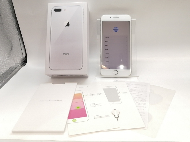 100%新品，お得 爆速発送 iPhone 8 Plus 64GB AU版SIMフリー バッテリー85