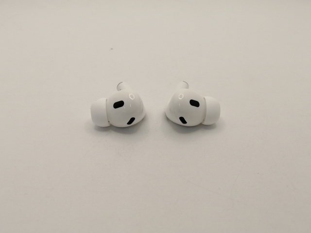 中古】Apple AirPods Pro 第2世代（2023/USB-C） MTJV3J/A【川崎駅前