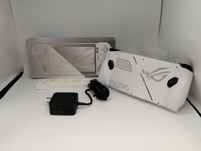 【中古】ASUS ROG Ally (2023) RC71L-Z1E512 【Ryzen Z1 Extreme 16G 512G WiFi】【東池袋1丁目】保証期間１ヶ月【ランクB】_9