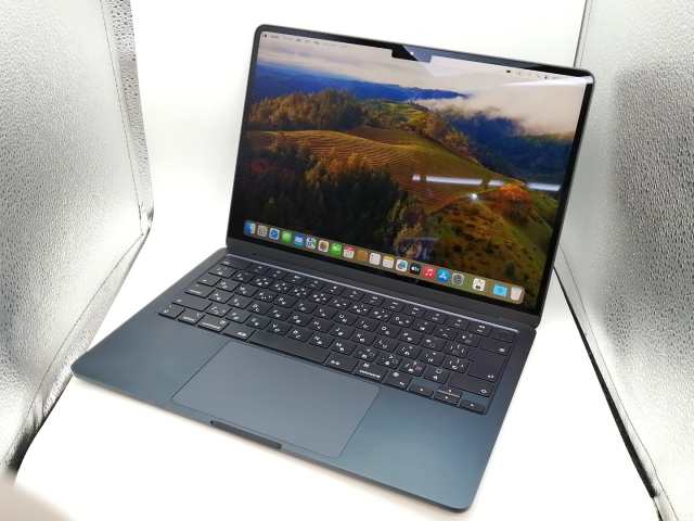 【中古】Apple MacBook Air 13インチ M2(CPU:8C/GPU:8C) 8GB/256GB ミッドナイト MLY33J/A (M2・2022)【東池袋1丁目】保証期間１ヶ月【