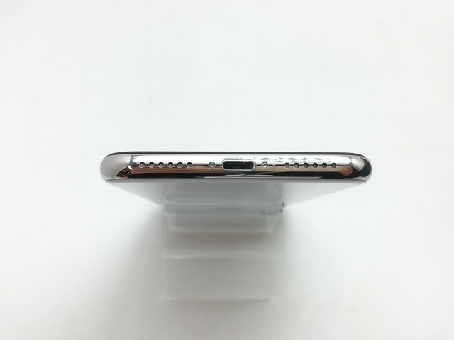 iPhone - ※siiriPhoneXS 64GB SIMロック解除済シルバー APPLE 〔中古〕iPhone X 64GB シルバー MQAY2J/A au対応端末 SIM