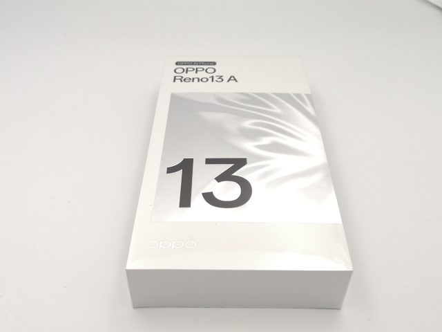 未使用】Oppo 国内版 【SIMフリー】 OPPO Reno13 A 限定BOX アイス