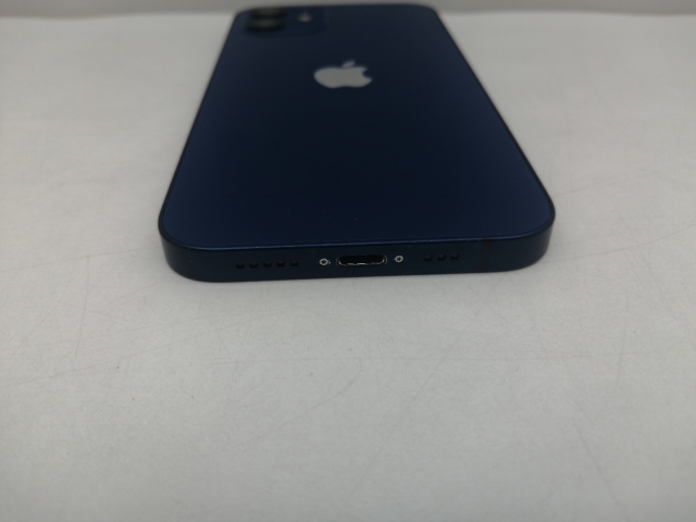 【中古】Apple docomo 【SIMロック解除済み】 iPhone 12 128GB ブルー MGHX3J/A【仙台イービーンズ】保証期間１ヶ月【ランクC】_3