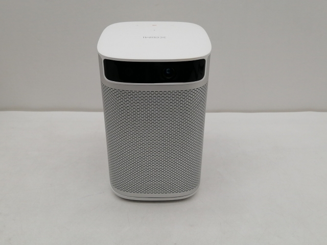 【中古】XGIMI XGIMI MoGo Pro モバイルプロジェクター【LED/1920×1080/300 ANSI lm/ストレージ容量16GB/0.9kg】2020年3月【仙台イービーンズ】保証期間１ヶ月【ランクB】 16,546円