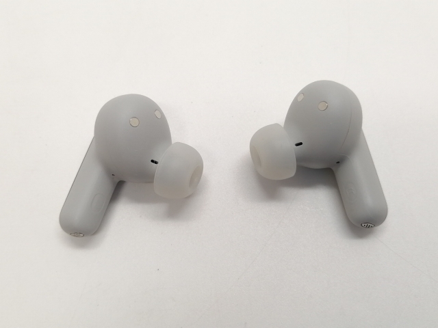 【中古美品】JBL LIVE BEAM3 シルバー JBL 【中古】LIVE BEAM 3 シルバー【JBLLIVEBEAM3SIL】【仙台