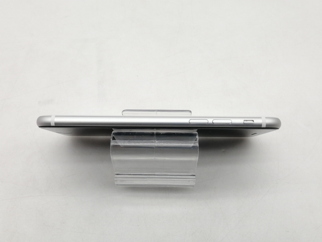 【中古】Apple SoftBank 【SIMロック解除済み】 iPhone SE（第2世代） 128GB ホワイト MXD12J/A【仙台イービーンズ】保証期間１ヶ月【ランクC】_3
