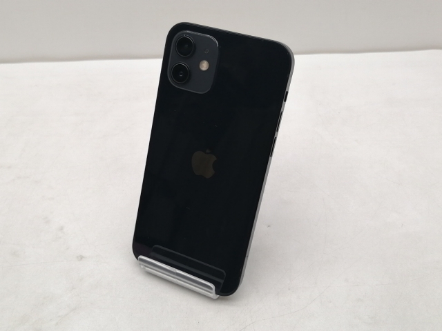 【中古】Apple docomo 【SIMロック解除済み】 iPhone 12 64GB ブラック MGHN3J/A【仙台イービーンズ】保証期間１ヶ月【ランクB】