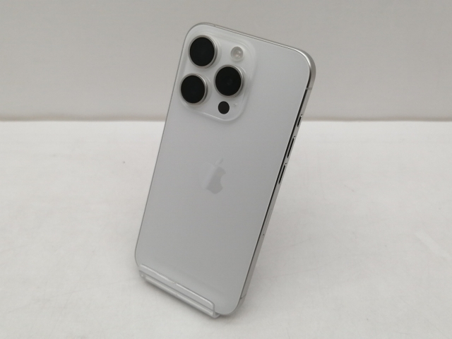 【中古】Apple 国内版 【SIMフリー】 iPhone 15 Pro 256GB ホワイトチタニウム MTUD3J/A【仙台イービーンズ】保証期間１ヶ月【ランクB】