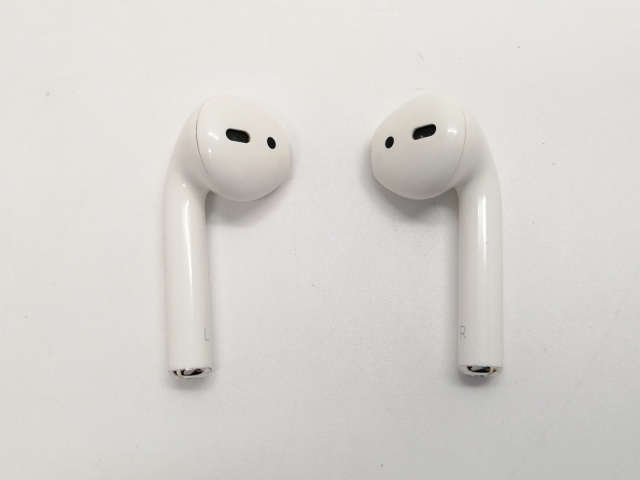Apple AirPods 第2世代 Wireless MRXJ2J/A 中古品〕 AirPods 第2世代 with