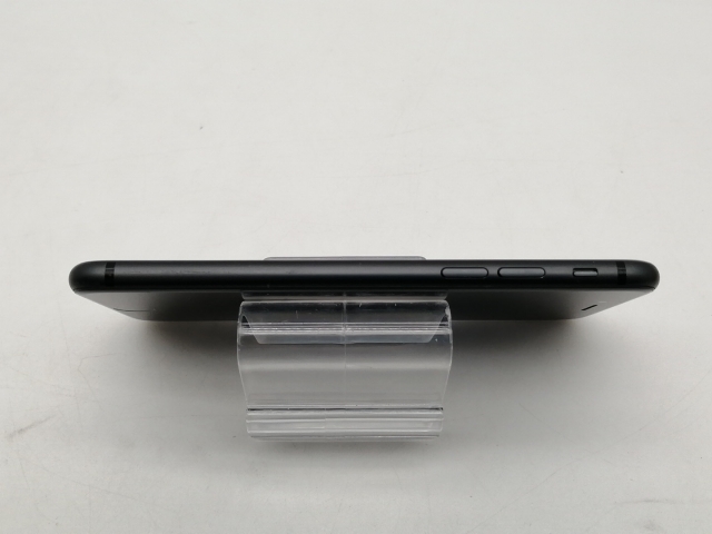 【中古】Apple SoftBank 【SIMロック解除済み】 iPhone 8 64GB スペースグレイ MQ782J/A【仙台イービーンズ】保証期間１ヶ月【ランクB】_3