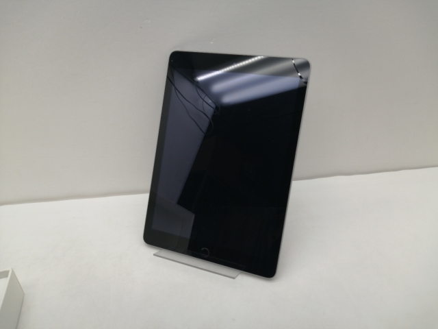 【中古】Apple 【Wi-Fi】 iPad（第5世代/2017） 32GB スペースグレイ MP2F2J/A【仙台イービーンズ】保証期間１ヶ月【ランクB】