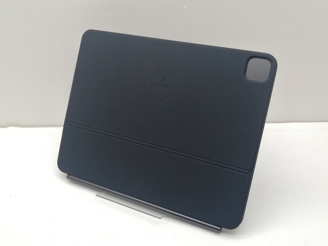 【中古】Apple Magic Keyboard 日本語（JIS）ブラック iPad Pro 13インチ（M5/2025/M4/2024）用 MWR53J/A【仙台イービーンズ】保証期間１週間