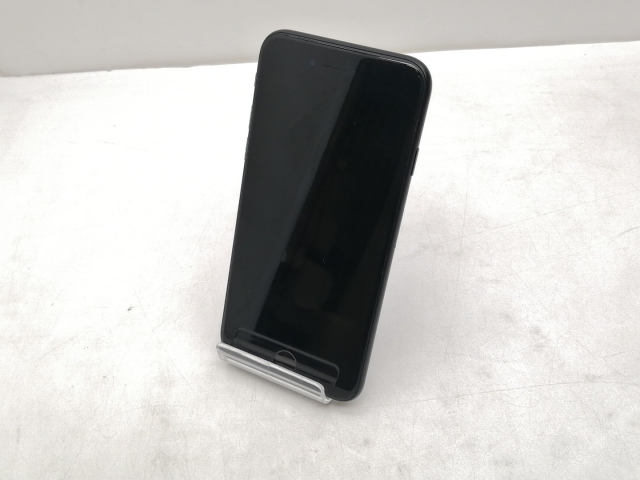 【中古】Apple docomo 【SIMロック解除済み】 iPhone SE（第2世代） 64GB ブラック MHGP3J/A（後期型番）【仙台イービーンズ】保証期間１ヶ月【ランクC】