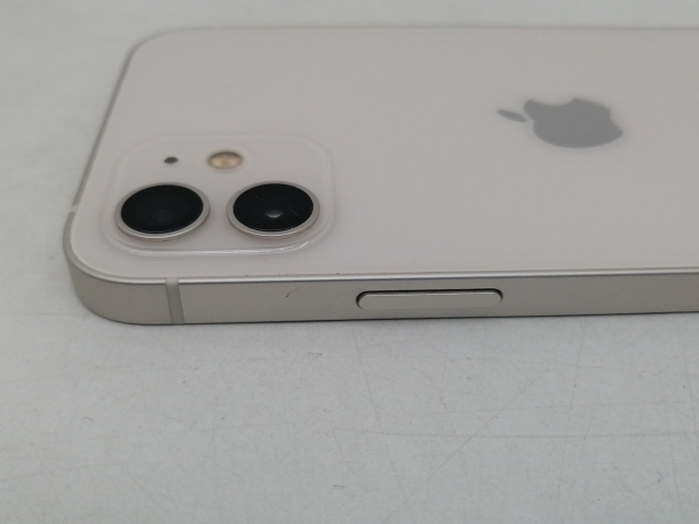 【中古】Apple SoftBank 【SIMロック解除済み】 iPhone 12 64GB ホワイト MGHP3J/A【仙台イービーンズ】保証期間１ヶ月【ランクB】_4