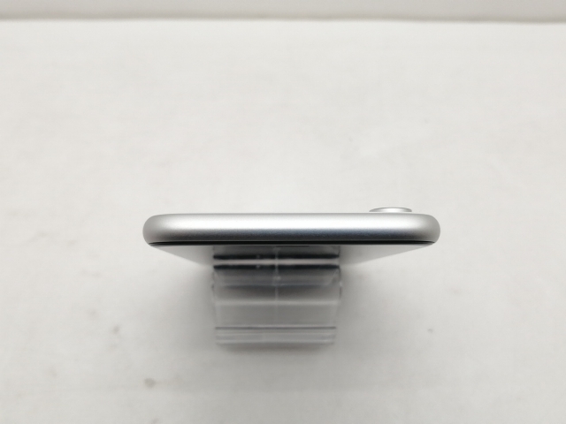 【中古】Apple SoftBank 【SIMロック解除済み】 iPhone XR 64GB ホワイト MT032J/A【仙台イービーンズ】保証期間１ヶ月【ランクC】_4