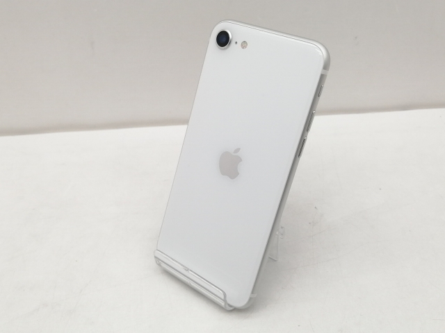 【中古】Apple docomo 【SIMロック解除済み】 iPhone SE（第2世代） 64GB ホワイト MHGQ3J/A（後期型番）【仙台イービーンズ】保証期間１ヶ月【ランクC】