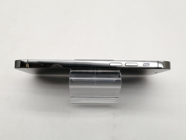 【中古】Apple docomo 【SIMロック解除済み】 iPhone 12 Pro 128GB グラファイト MGM53J/A【仙台イービーンズ】保証期間１ヶ月【ランクC】_2