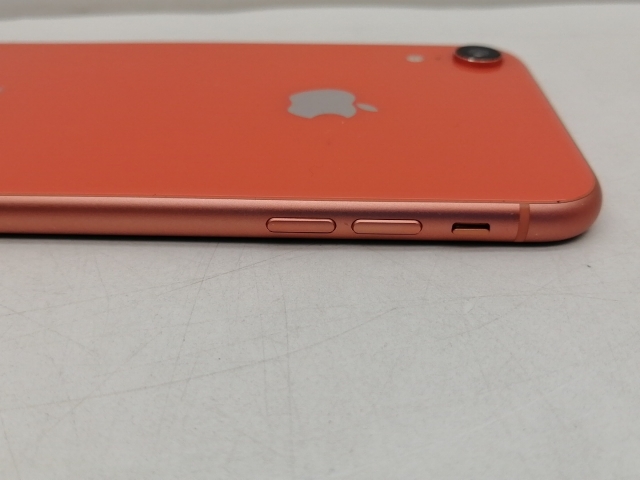 【中古】Apple au 【SIMロック解除済み】 iPhone XR 64GB コーラル MT0A2J/A【仙台イービーンズ】保証期間１ヶ月【ランクC】_2