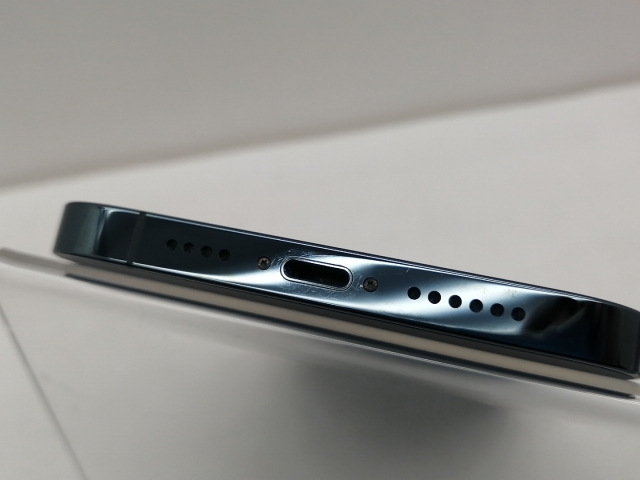 【中古】Apple 国内版 【SIMフリー】 iPhone 12 Pro Max 256GB パシフィックブルー MGD23J/A【仙台イービーンズ】保証期間１ヶ月【ランクA】