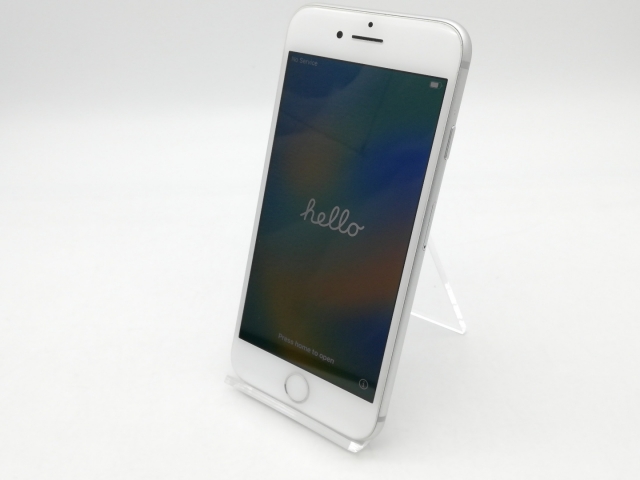 【中古】Apple docomo 【SIMロック解除済み】 iPhone 8 64GB シルバー MQ792J/A【大阪堂島】保証期間１ヶ月【ランクC】