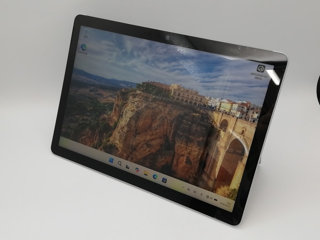【中古】Microsoft Surface Go3 【Pentium Gold 6500Y 8G 128G】 8VA-00015【鹿児島中町】保証期間１ヶ月【ランクB】