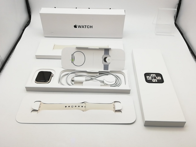 中古】Apple Apple Watch SE2 40mm GPS スターライト 中古】Apple Apple Watch SE2 40mm GPS スターライト