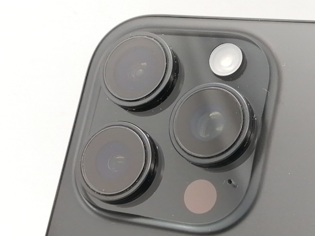 【中古】Apple SoftBank 【SIMフリー】 iPhone 16 Pro 256GB ブラックチタニウム MYN03J/A【広島本通】保証期間１ヶ月【ランクC】_6